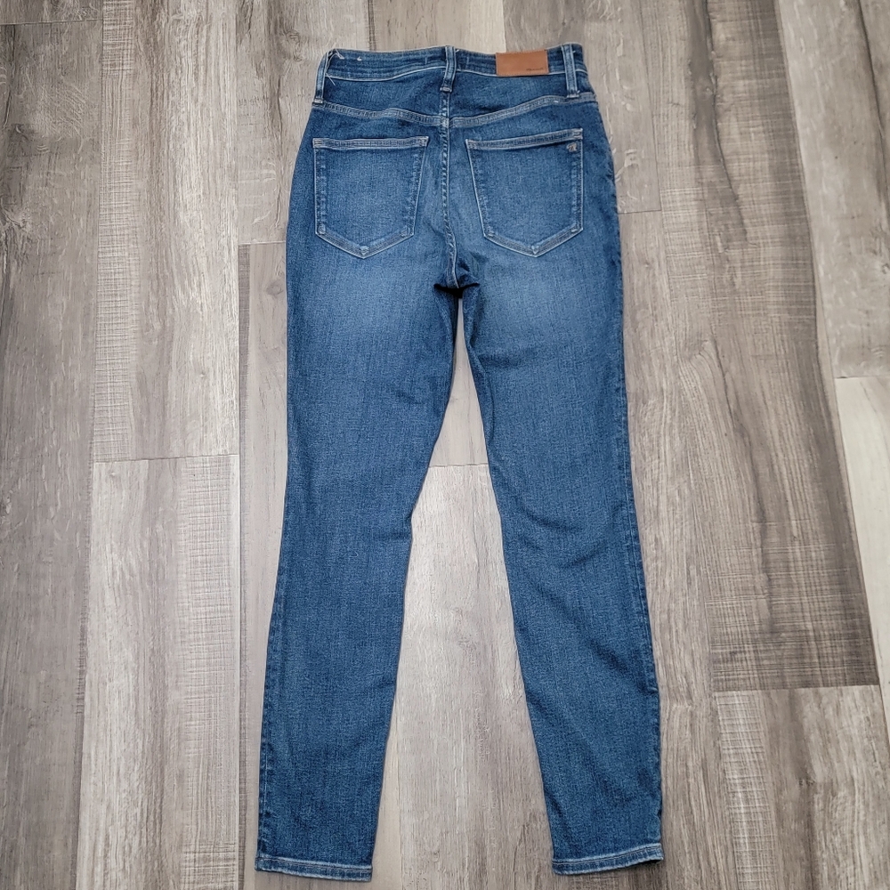 Madewell Curvy High Rise Skinny Jeans - Picture 2 of 13